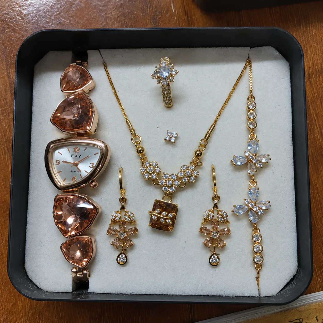 5 in 1 Ladies Watch & Jewelry Gift Set